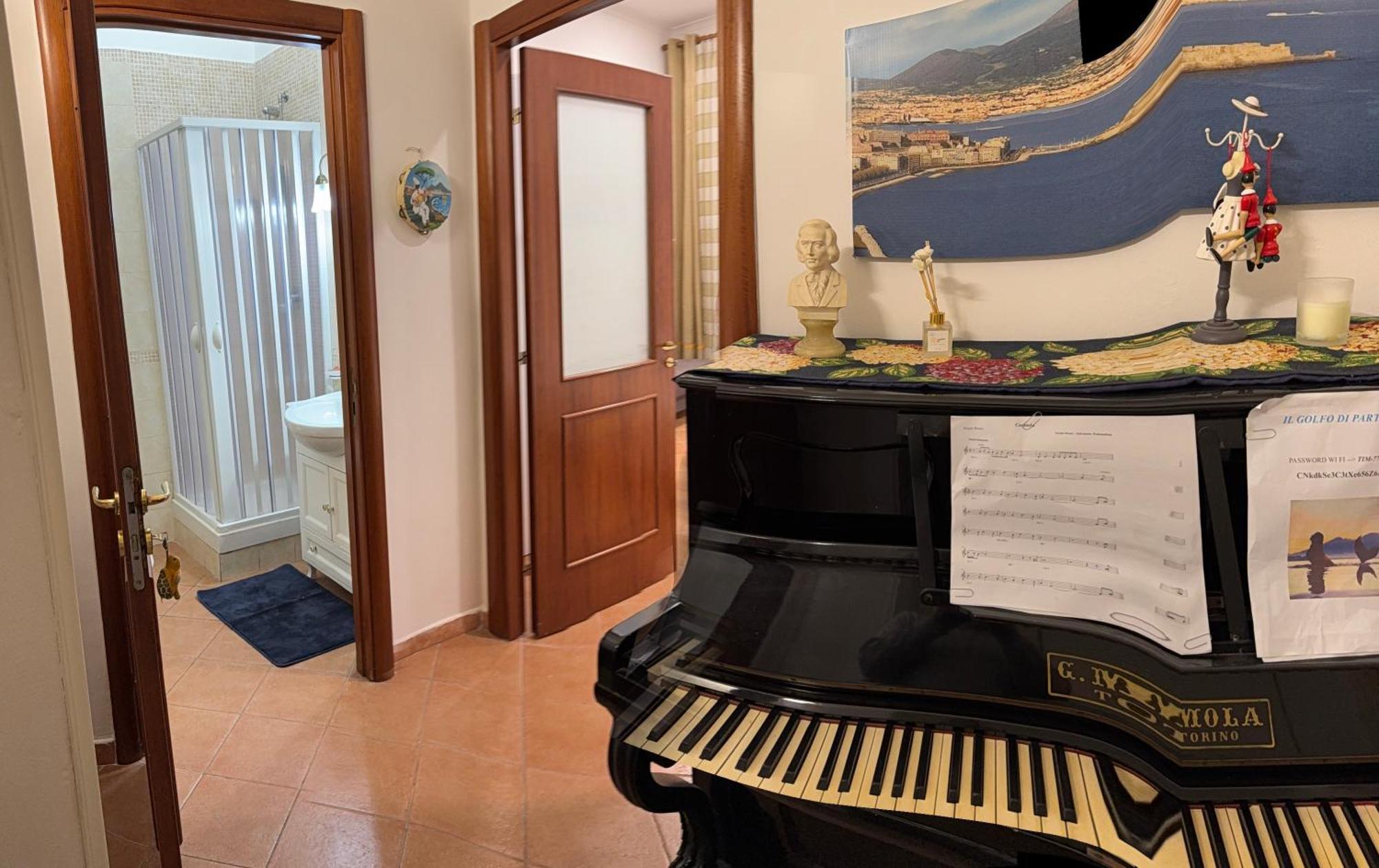 Il Golfo Di Partenope Napels